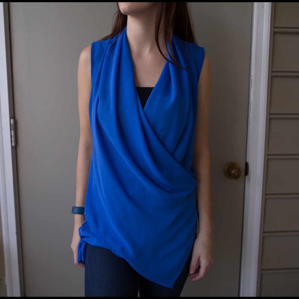 Blue top