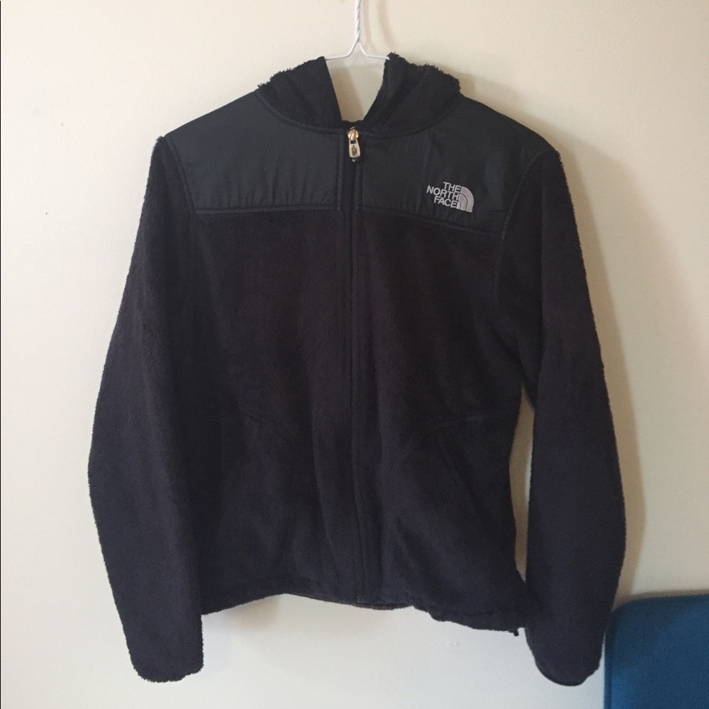 Black hooded north face jacket