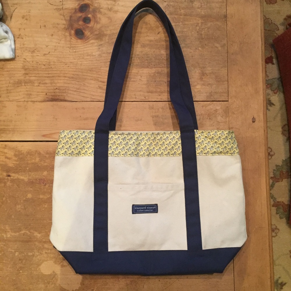Adorable Zebra vineyard vines canvas tote