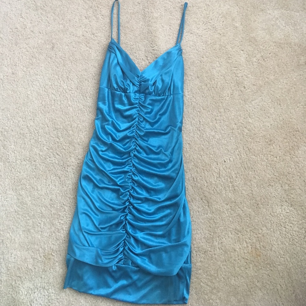 Boutique Satin, blue fitted dress