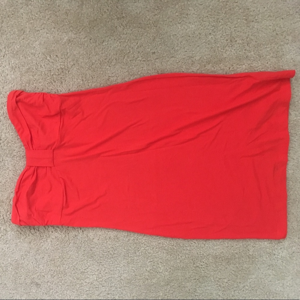 Strapless, orange/red dress