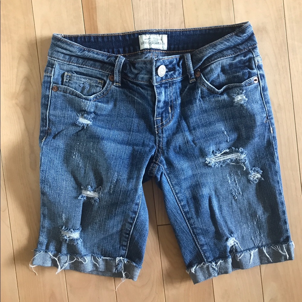 Distressed Bermuda Short
