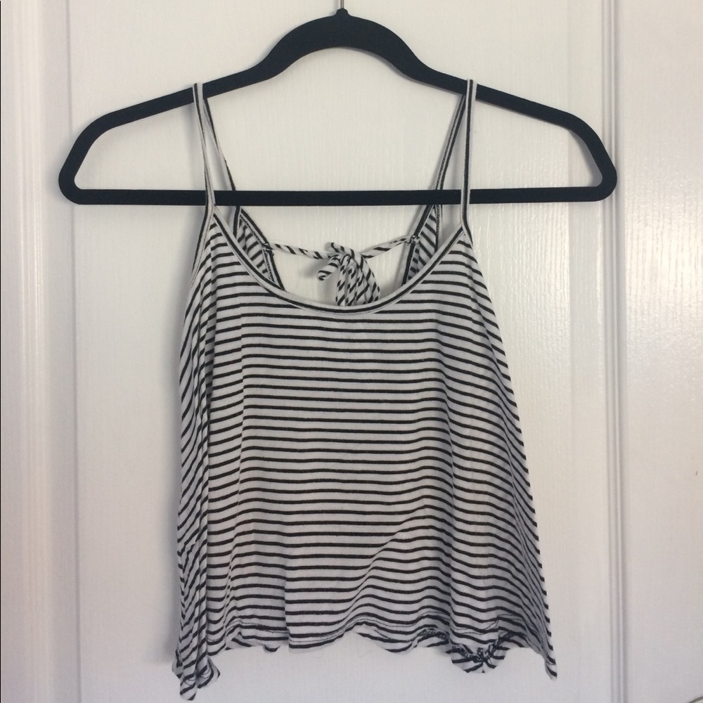 cute striped crop tank!