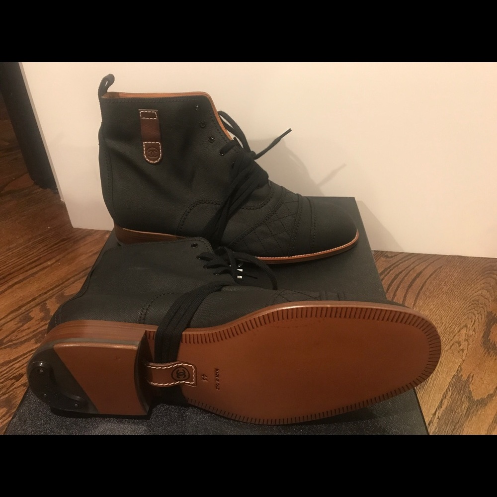 Men's Chanel Lacet boots brand new