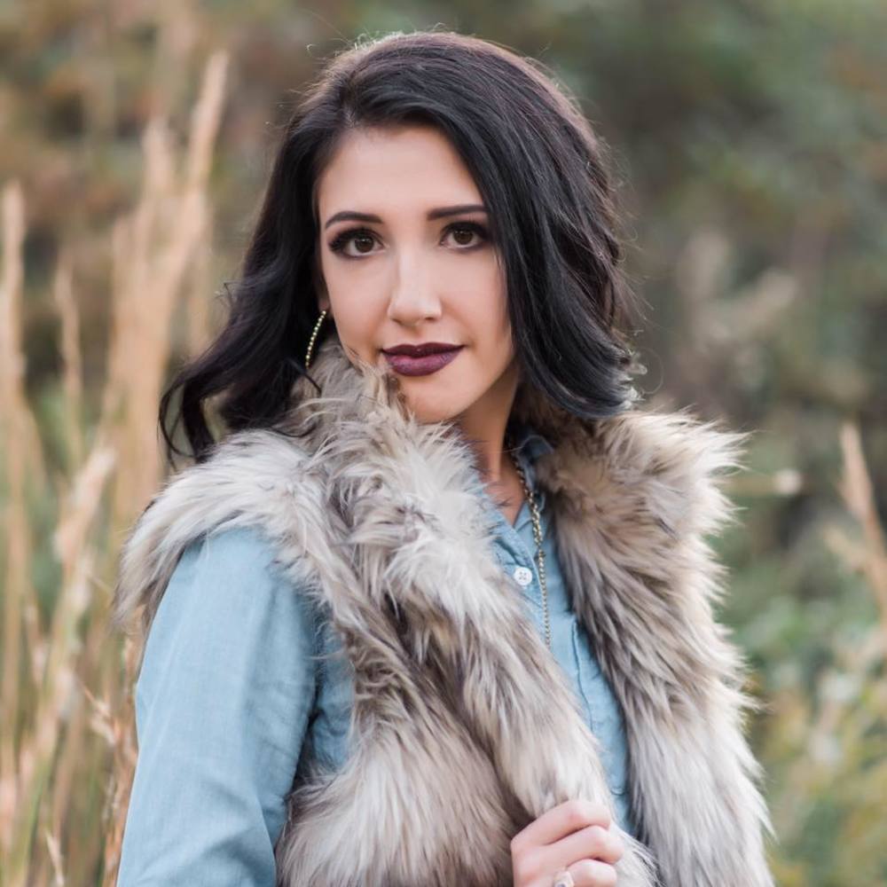 Meet your Posher, Ciara