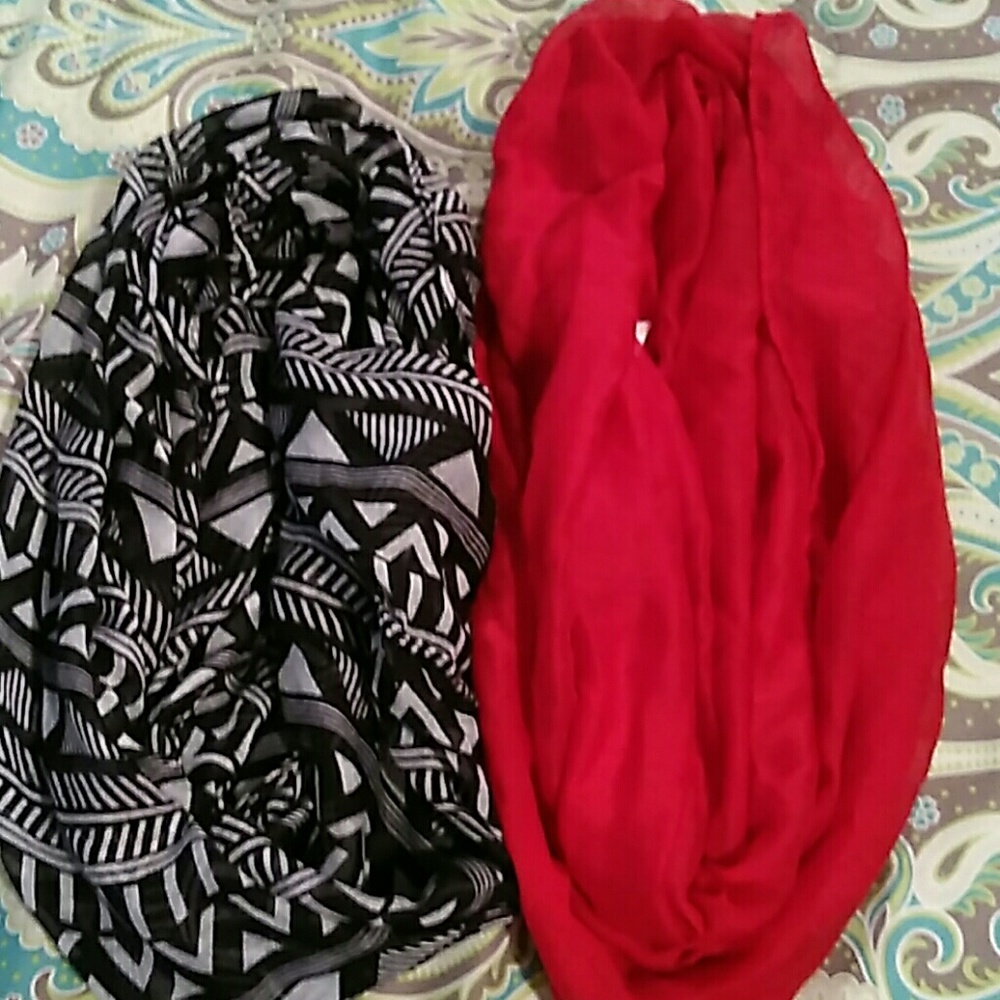 2 scarves