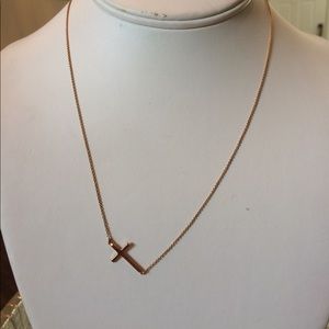 Stella & Dot NWOT Gold Interlock Cross Necklace