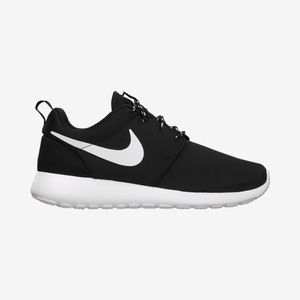 Nike Roshe Women Sneakers