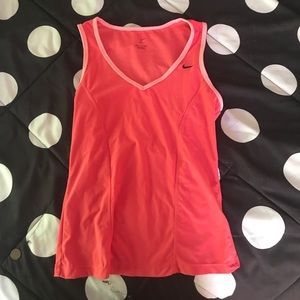 Nike workout tank top