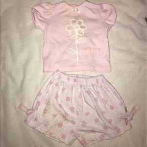 Comfy pink shirt and white shorts