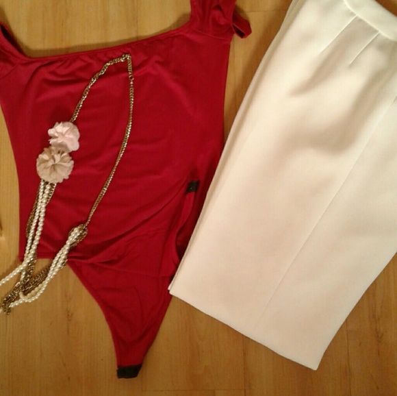 🌞Save on bundle 3 for $55 bodysuit🌞 - Picture 6 of 8