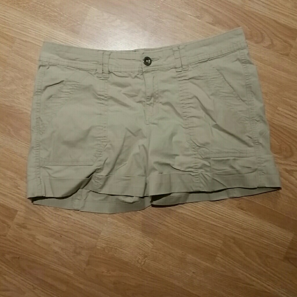 a.n.a Khaki Shorts