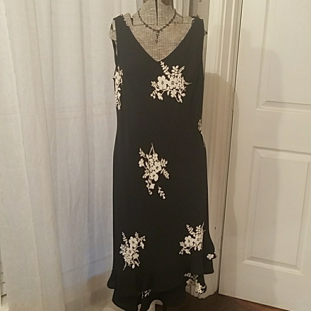 Dress Barn black cream, floral, summer dress as 16