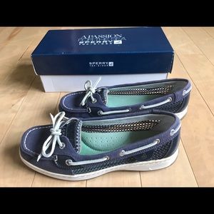 Navy Sperry