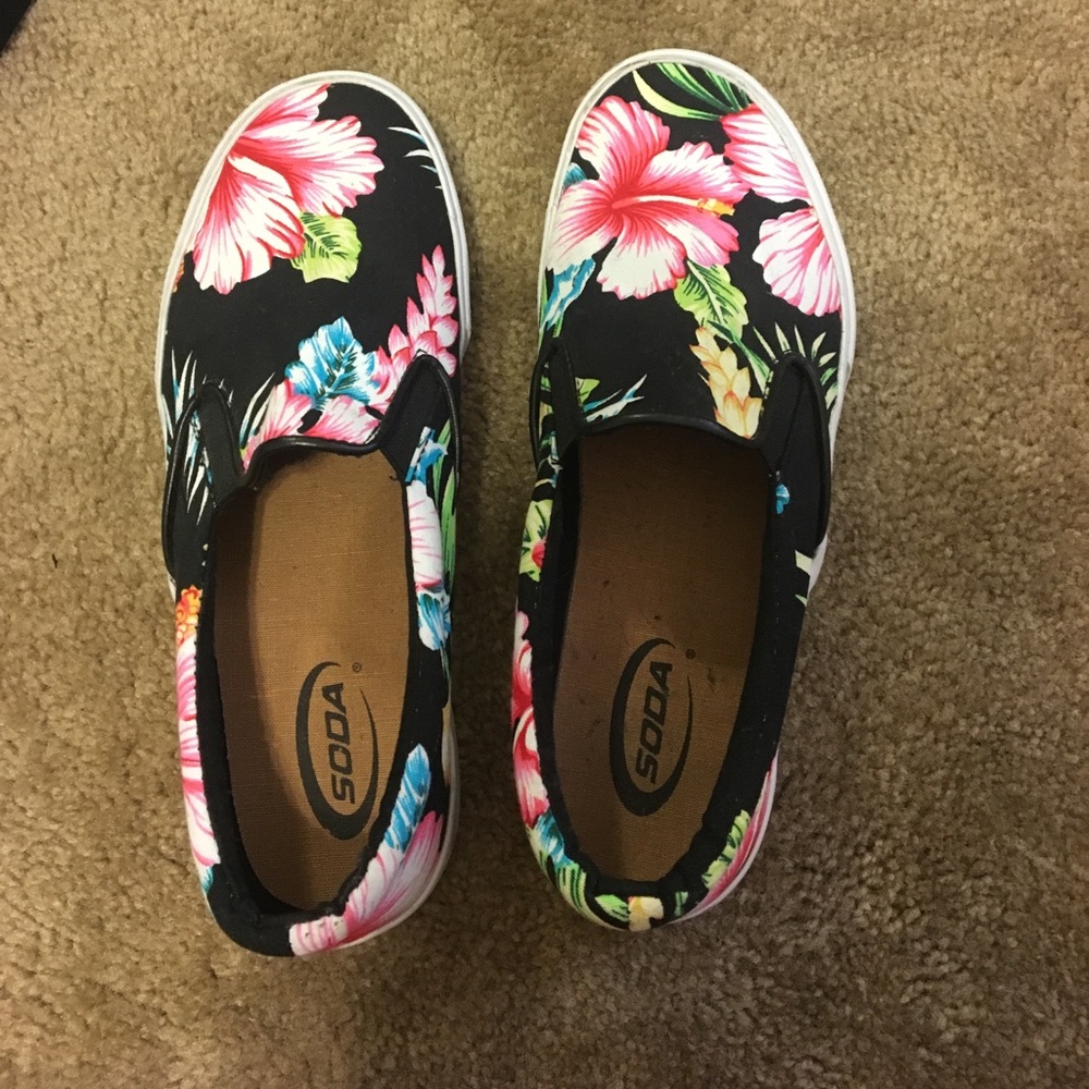 Floral slip on shoes