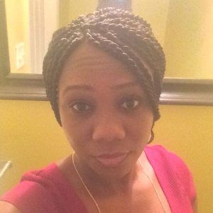 Meet your Posher, Emefa