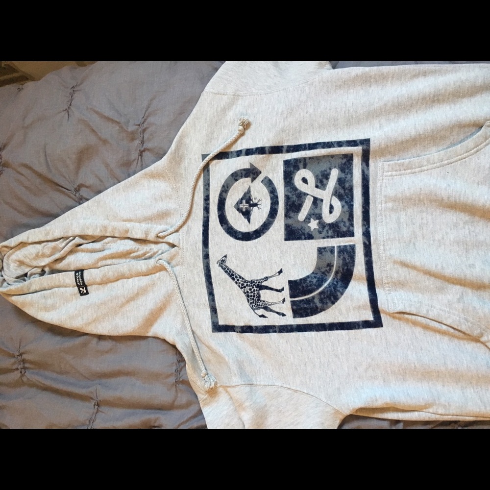 LNG SWEATSHIRT. RARE DESIGN.