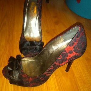 Carlos Santana 4" heels