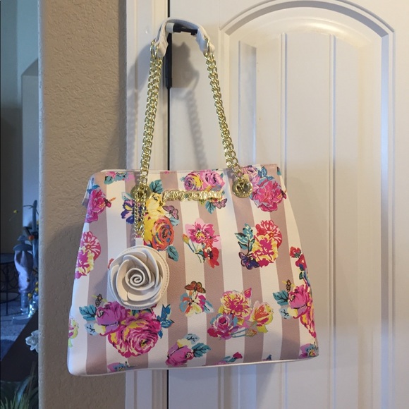 🌸NWOT! BETSEY JOHNSON FLORAL HANDBAG - Picture 2 of 5
