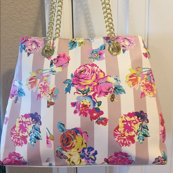 🌸NWOT! BETSEY JOHNSON FLORAL HANDBAG - Picture 3 of 5