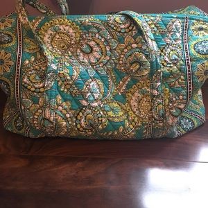 large vera bradley duffle bag