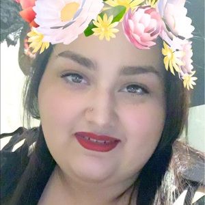 Meet your Posher, Kaitlyn