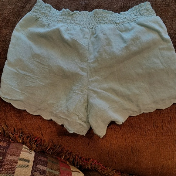 Girls old navy shorts - Picture 3 of 3