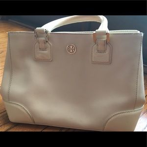 Tory burch hand bag