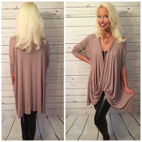 Stunning taupe oversized drape front tunic - Picture 2 of 2