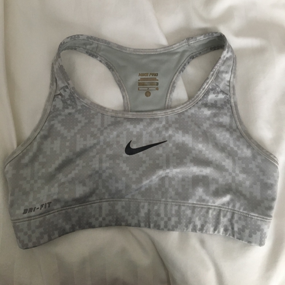 Gently used Nike sports bra