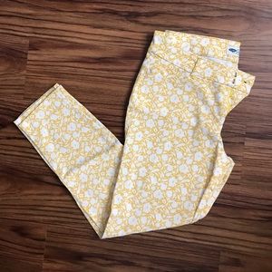 Old Navy Pixie Pants Size 8 Regular