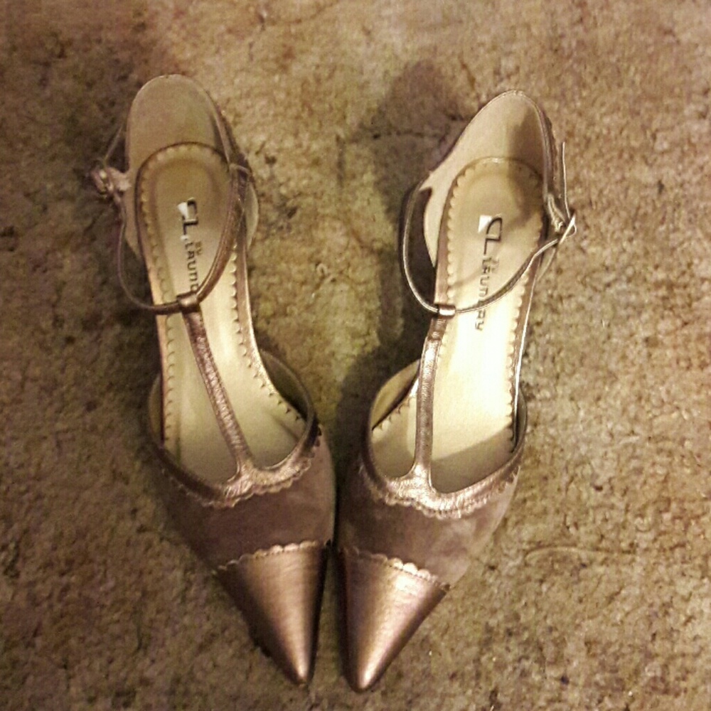 Chinese laundry suede shoes