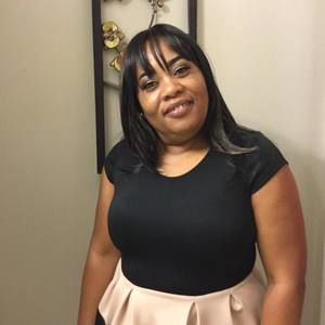 Meet your Posher, Andrea