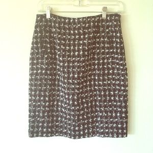 Halogen black/white pencil skirt!