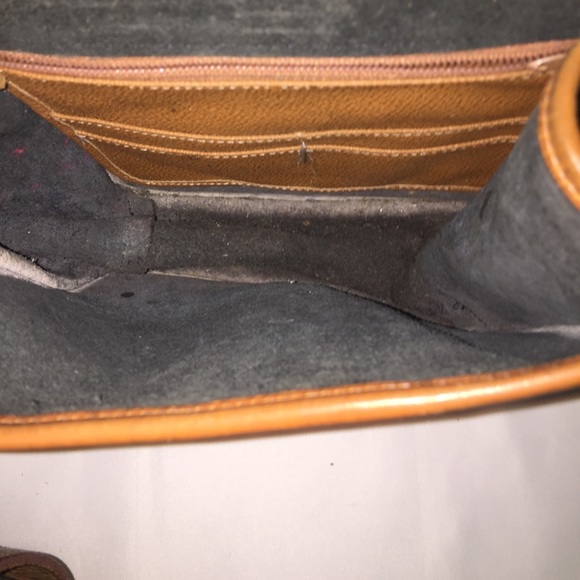 Vintage Dooney and Bourke bag - Picture 3 of 4