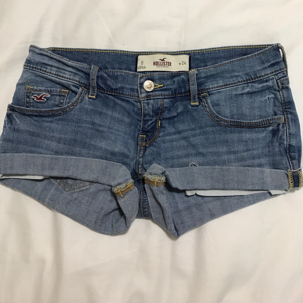 Hollister Co. shorts