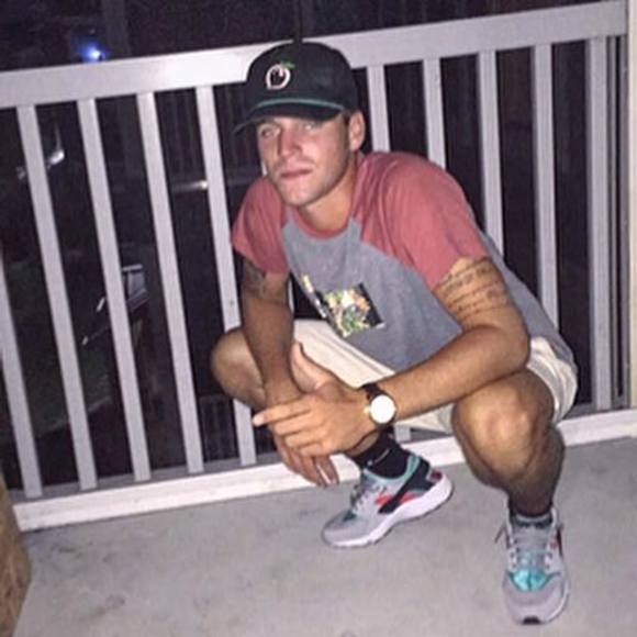 Meet your Posher, Kyle - Picture 1 of 1