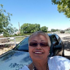 Meet your Posher, Gloria