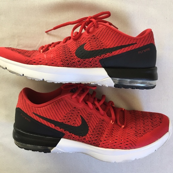 Nike Other - Nike Men’s Air Max Typha training shoe