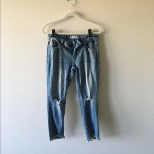 Cut off jeans