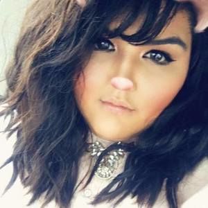 Meet your Posher, Ally