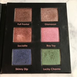Too Faced Insurance Policy palette
