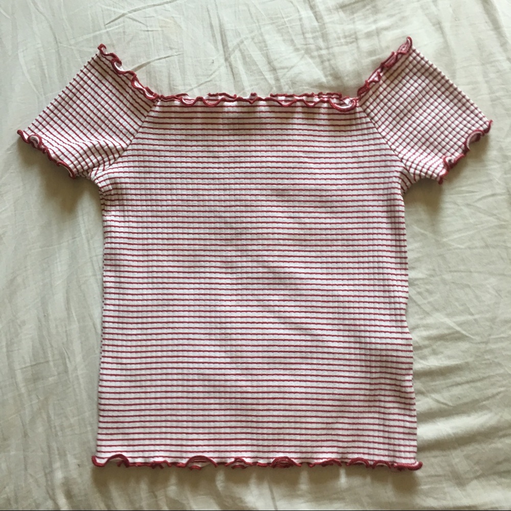 ❌SOLD❌Zara Off the Shoulder Top