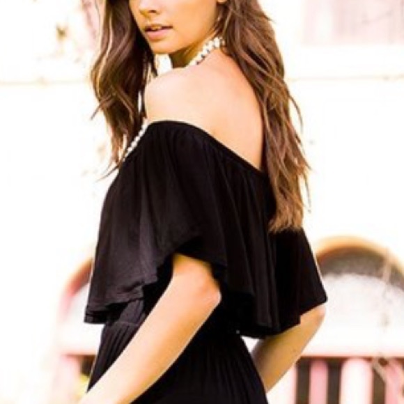 BACK IN! Everyday Off the Shoulder Maxi - Picture 3 of 6