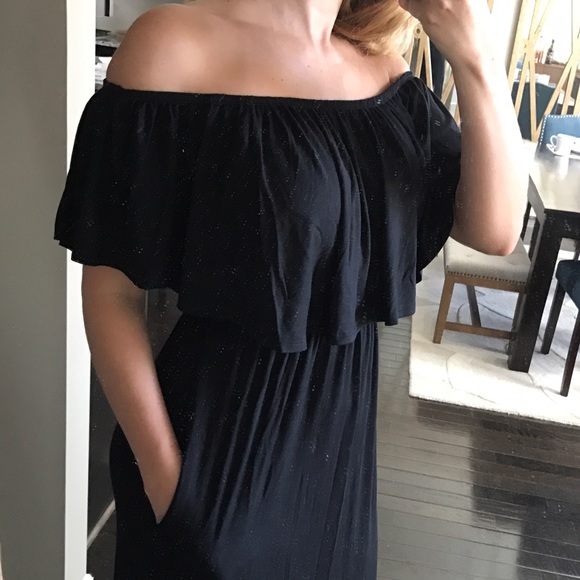 BACK IN! Everyday Off the Shoulder Maxi - Picture 5 of 6