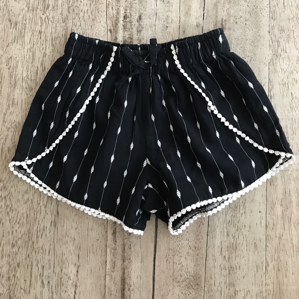 NWOT Old Navy shorts
