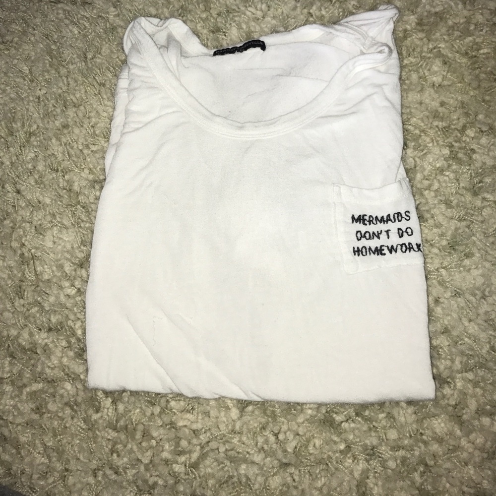 Brandy Melville shirt