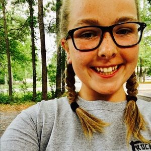 Meet your Posher, Michaela