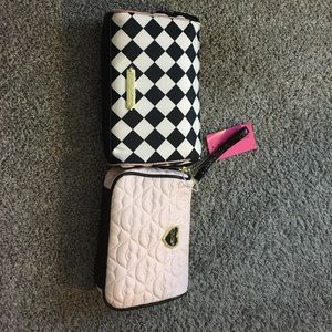Betsy Johnson make up bag set