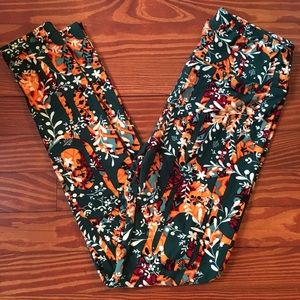 Lularoe os leggings brand new
